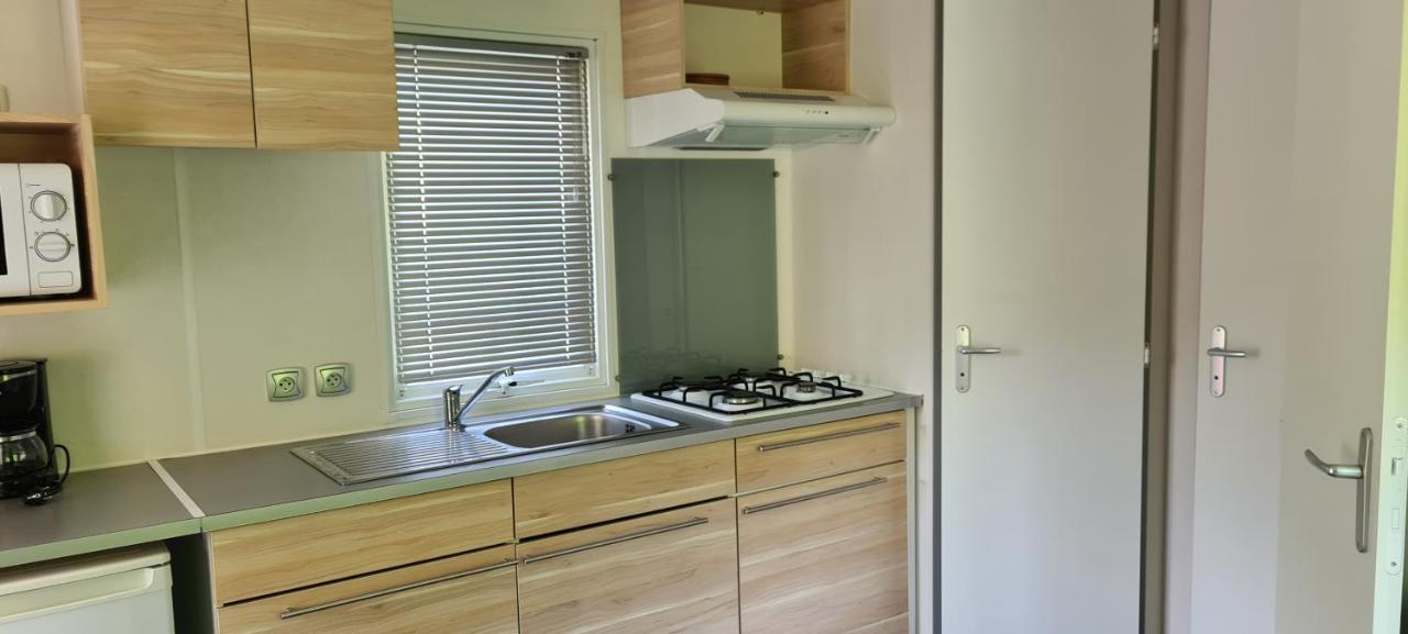 Camping Le Gallo Romain Barbieres Bagian luar foto